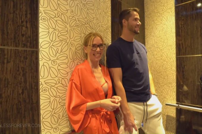 Strawberryshan Fucks A Random Guy Video Leaked