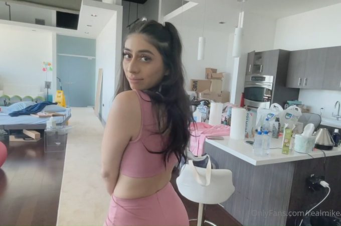 Violet Myers – Sextape With Mike Adriano Video Leaked