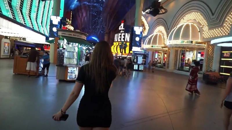 Febby Twigs – Threesome Fun in Vegas Video Leaked
