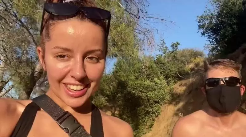 Vanna Bardot – Public Hicking Fuck With Stranger Video Leaked